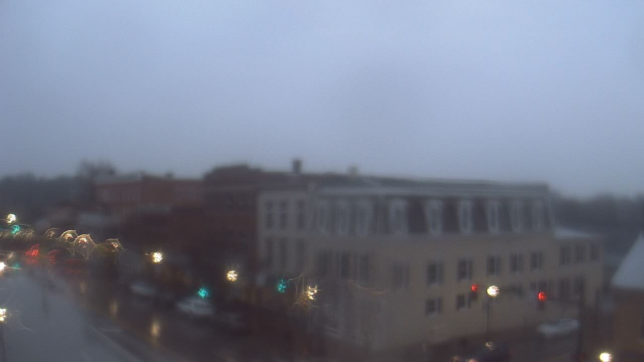 Thumbnail for current weather camera view from LCNB in Lebanon, Ohio