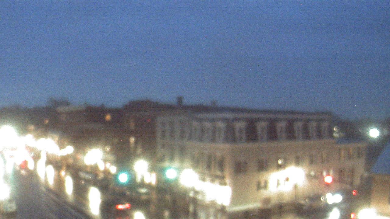 Thumbnail for current weather camera view from LCNB in Lebanon, Ohio