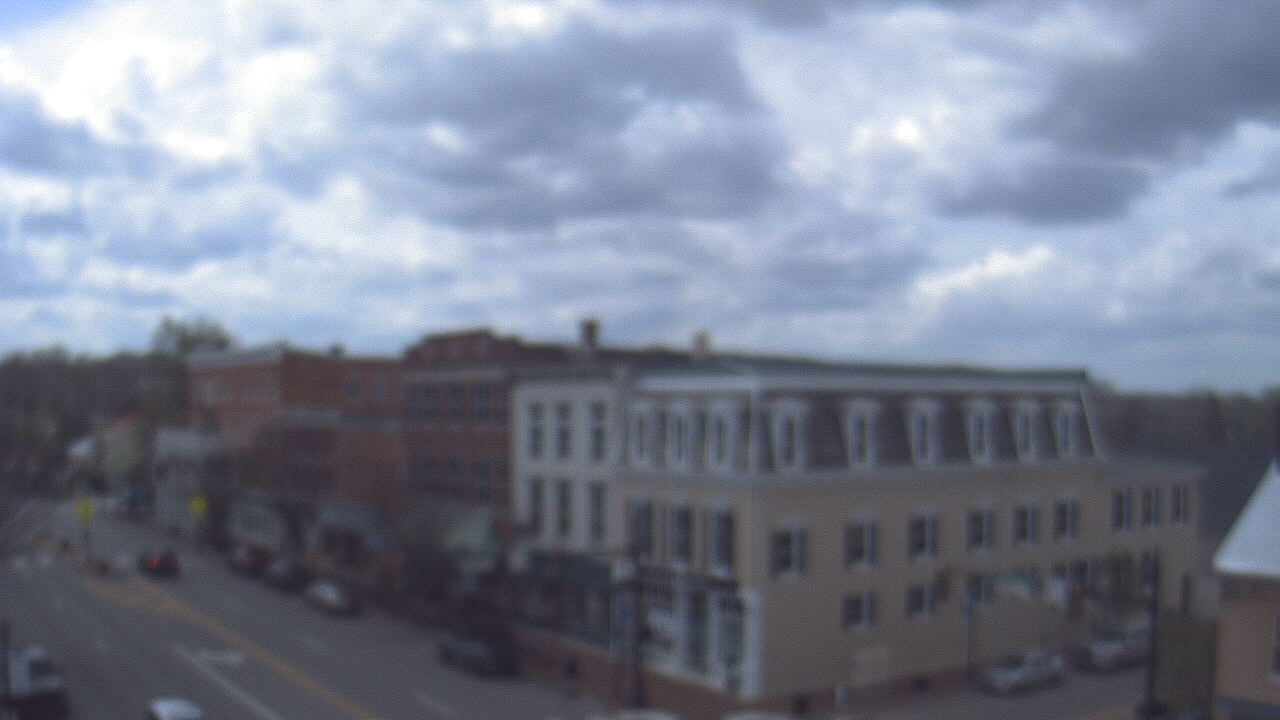 Thumbnail for current weather camera view from LCNB in Lebanon, Ohio