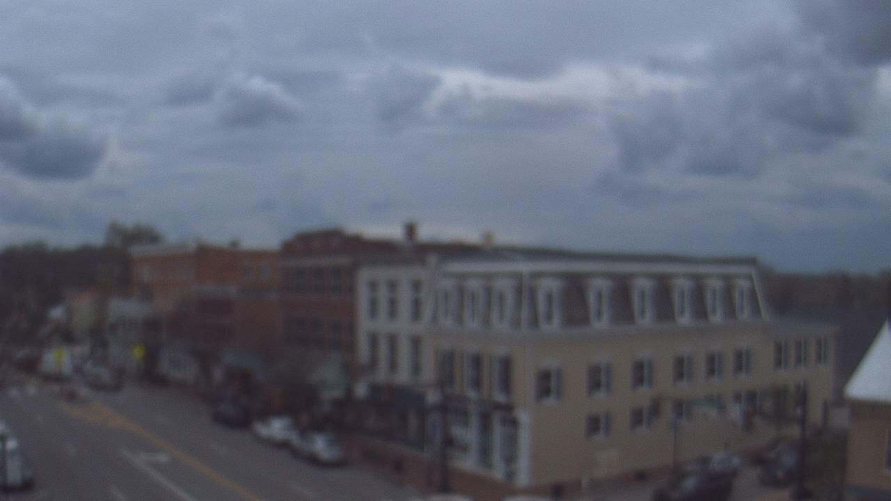 Thumbnail for current weather camera view from LCNB in Lebanon, Ohio