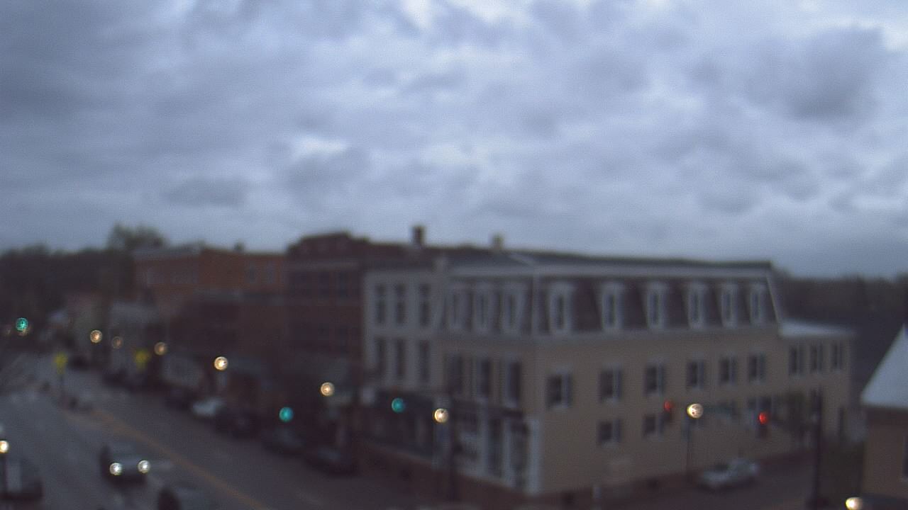 Thumbnail for current weather camera view from LCNB in Lebanon, Ohio