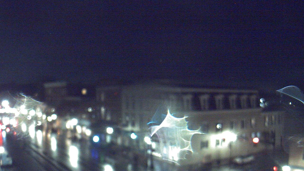 Thumbnail for current weather camera view from LCNB in Lebanon, Ohio