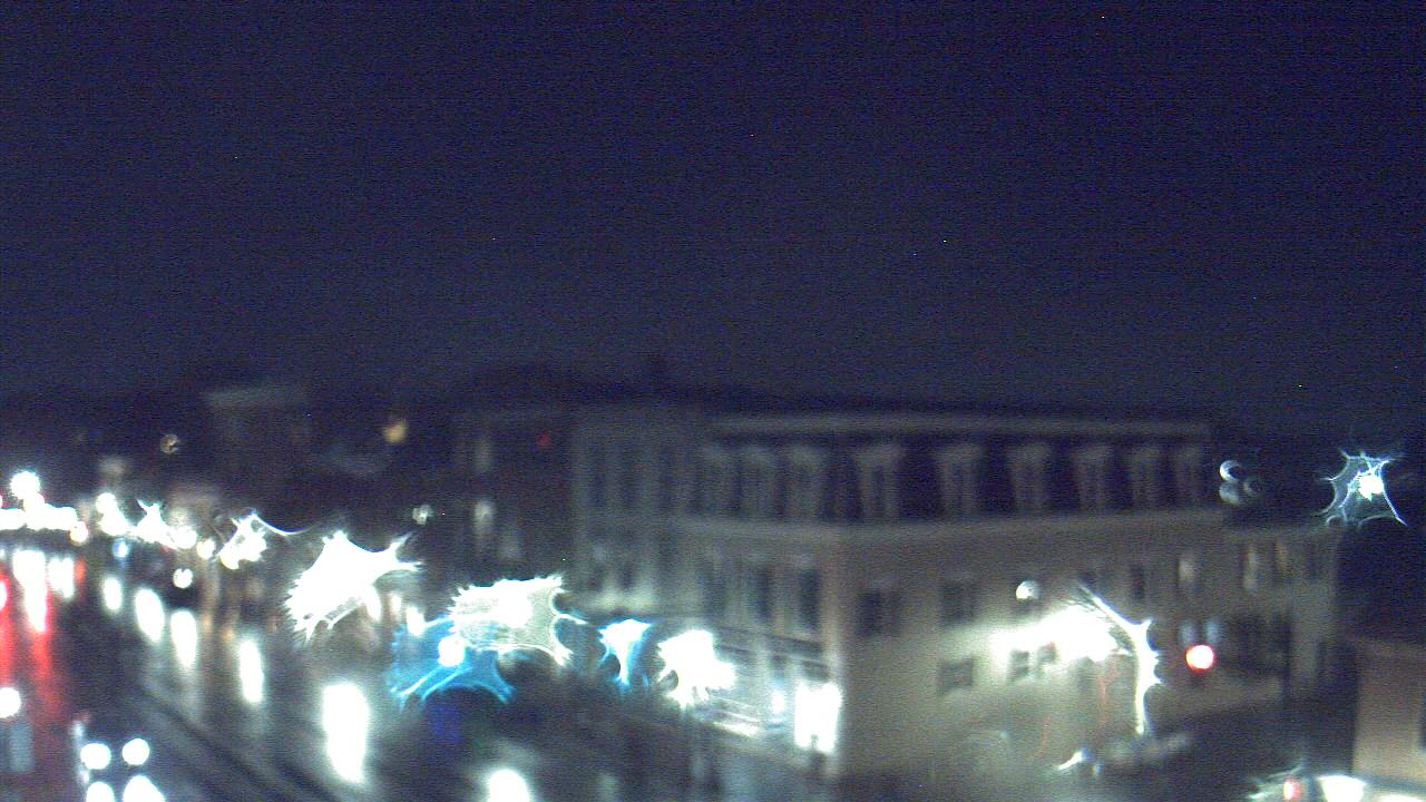 Thumbnail for current weather camera view from LCNB in Lebanon, Ohio