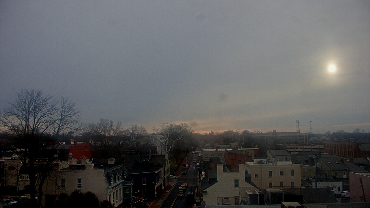 Thumbnail for current weather camera view from Town of Leesburg in Leesburg, Virginia