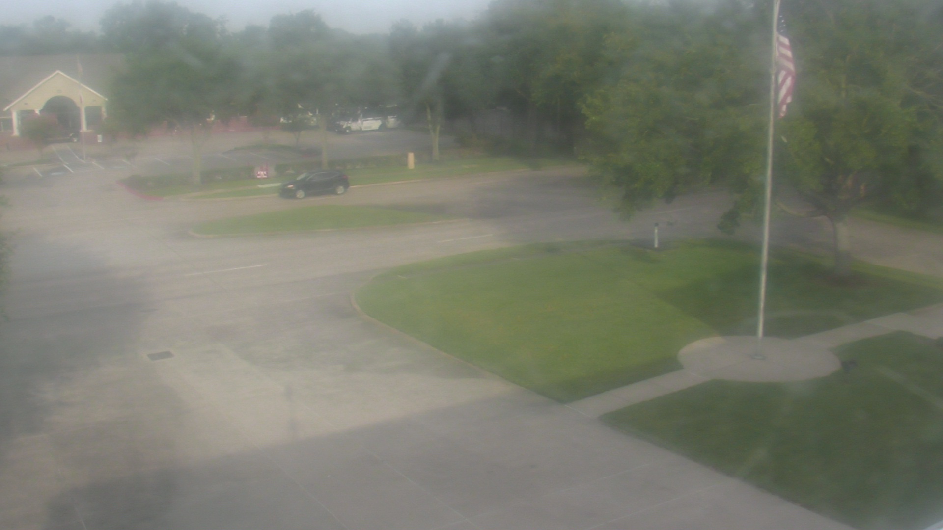 Thumbnail for current weather camera view from City of League City Fire Station 4 in League City, Texas