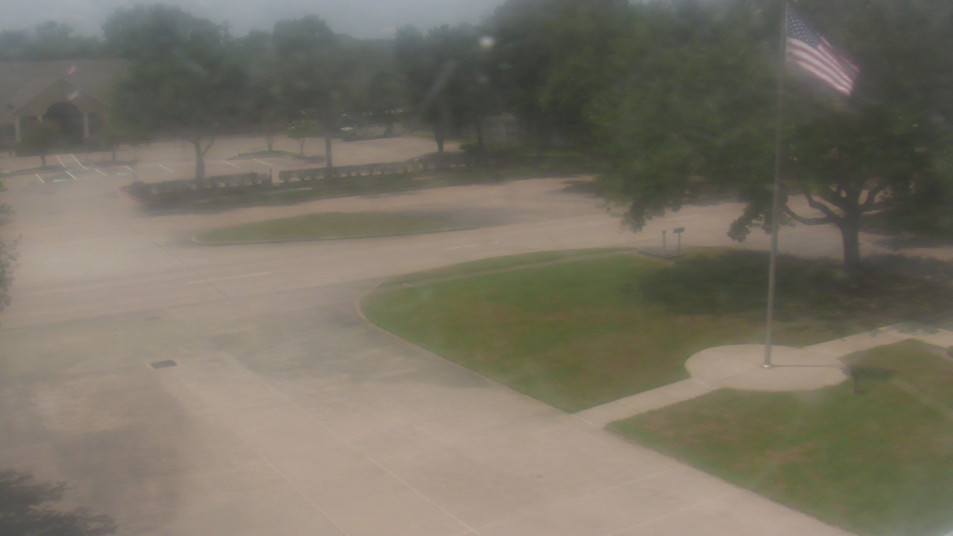 Thumbnail for current weather camera view from City of League City Fire Station 4 in League City, Texas