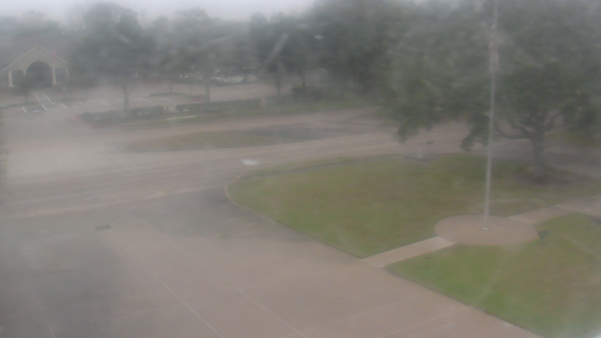 Thumbnail for current weather camera view from City of League City Fire Station 4 in League City, Texas