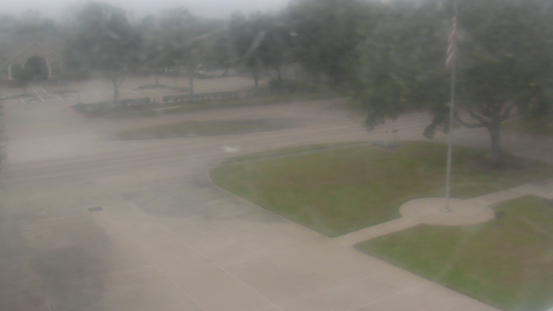 Thumbnail for current weather camera view from City of League City Fire Station 4 in League City, Texas