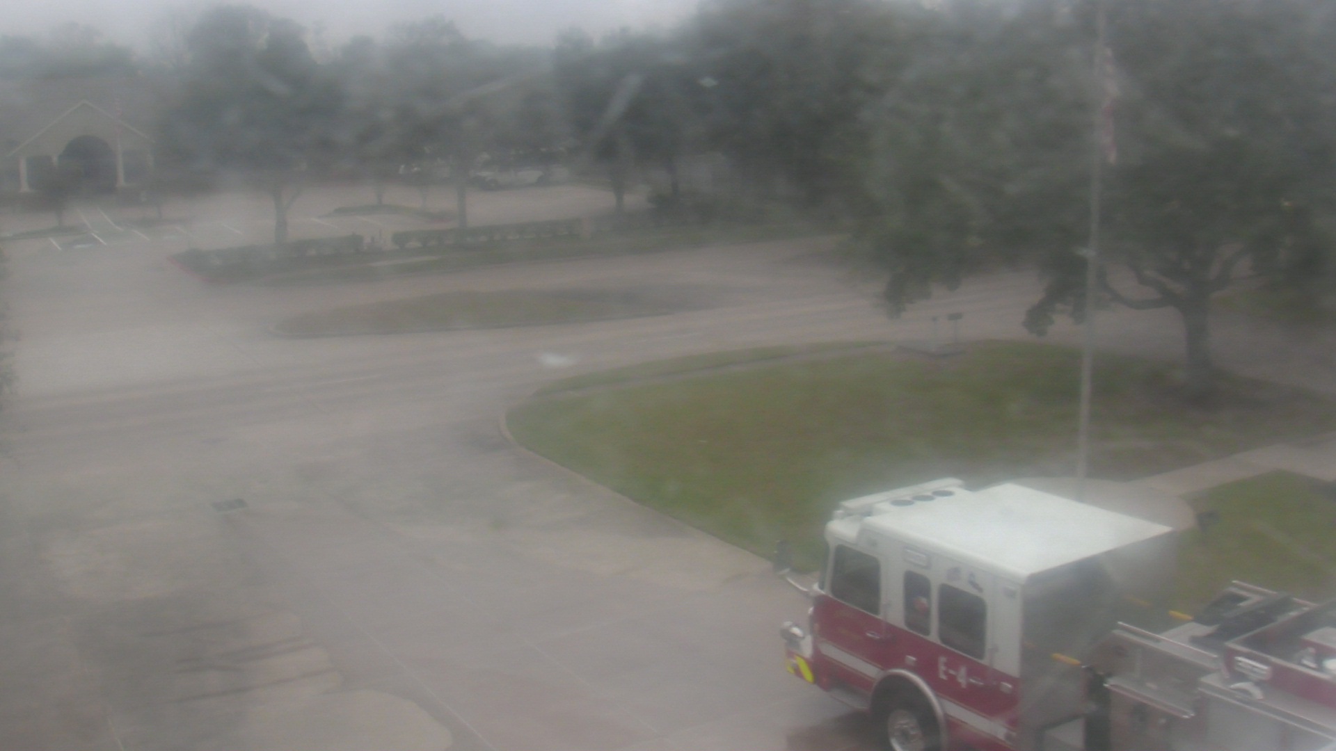 Thumbnail for current weather camera view from City of League City Fire Station 4 in League City, Texas