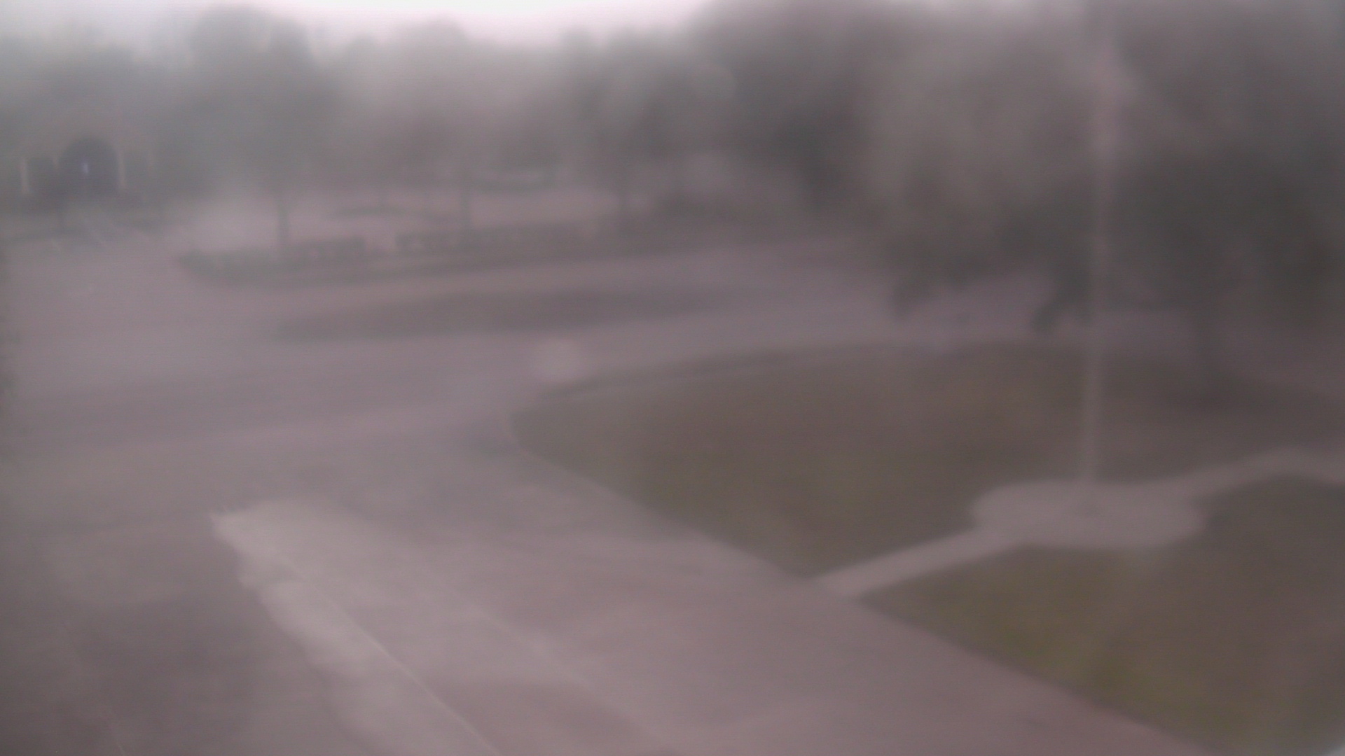 Thumbnail for current weather camera view from City of League City Fire Station 4 in League City, Texas