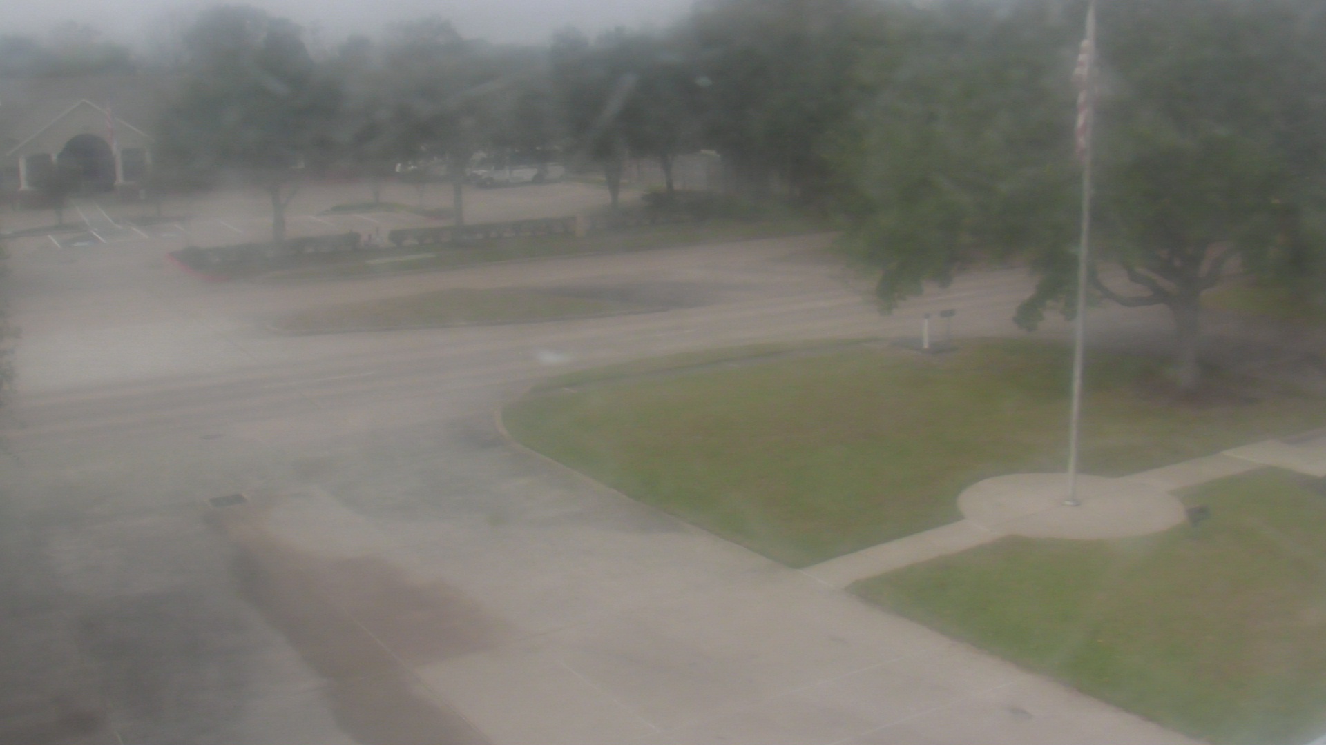 Thumbnail for current weather camera view from City of League City Fire Station 4 in League City, Texas