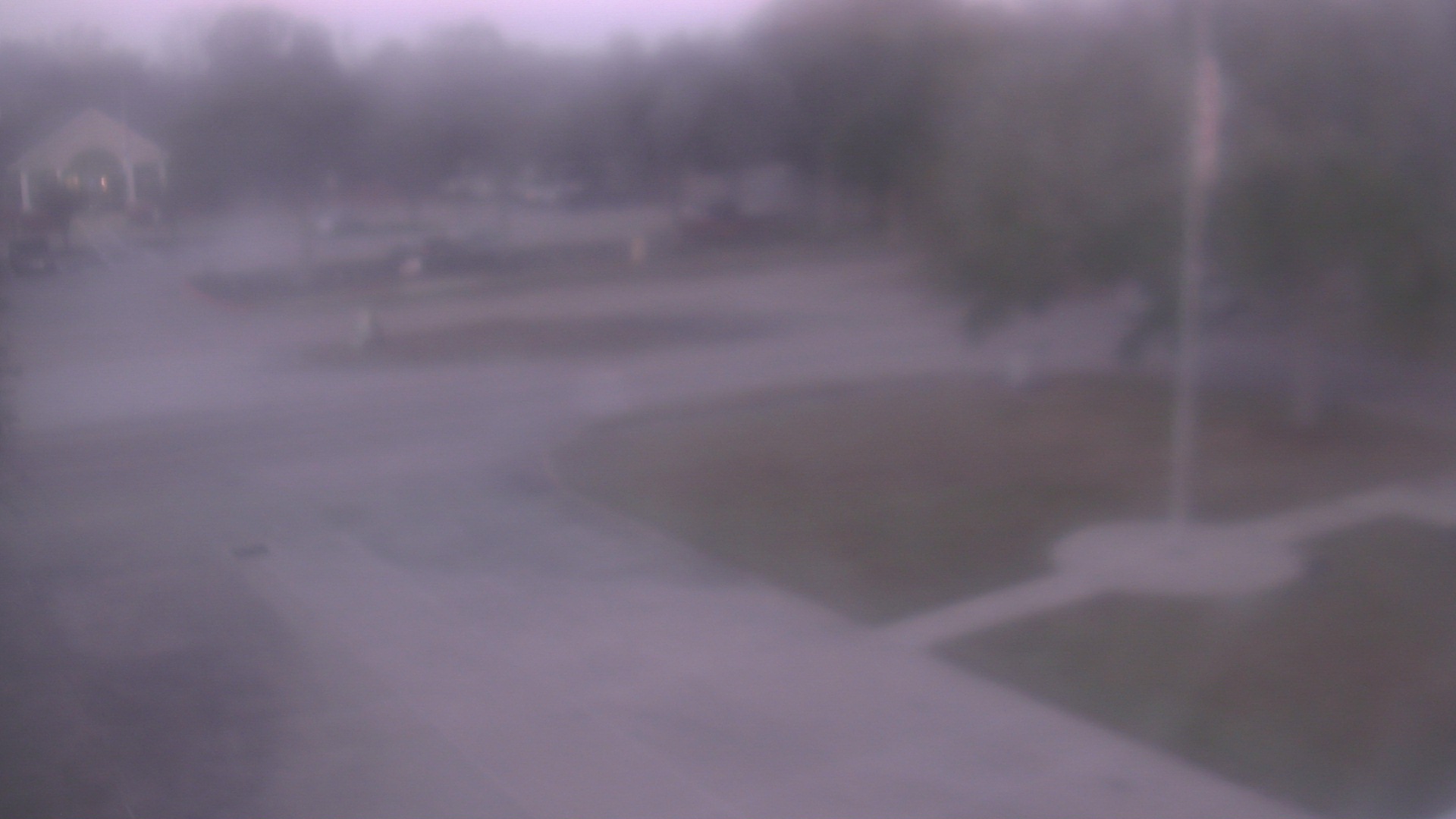 Thumbnail for current weather camera view from City of League City Fire Station 4 in League City, Texas