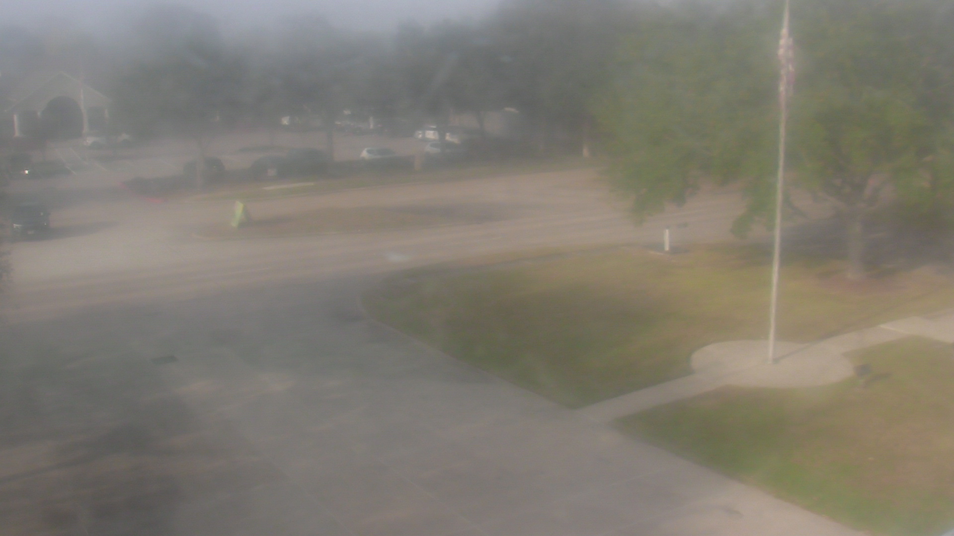 Thumbnail for current weather camera view from City of League City Fire Station 4 in League City, Texas