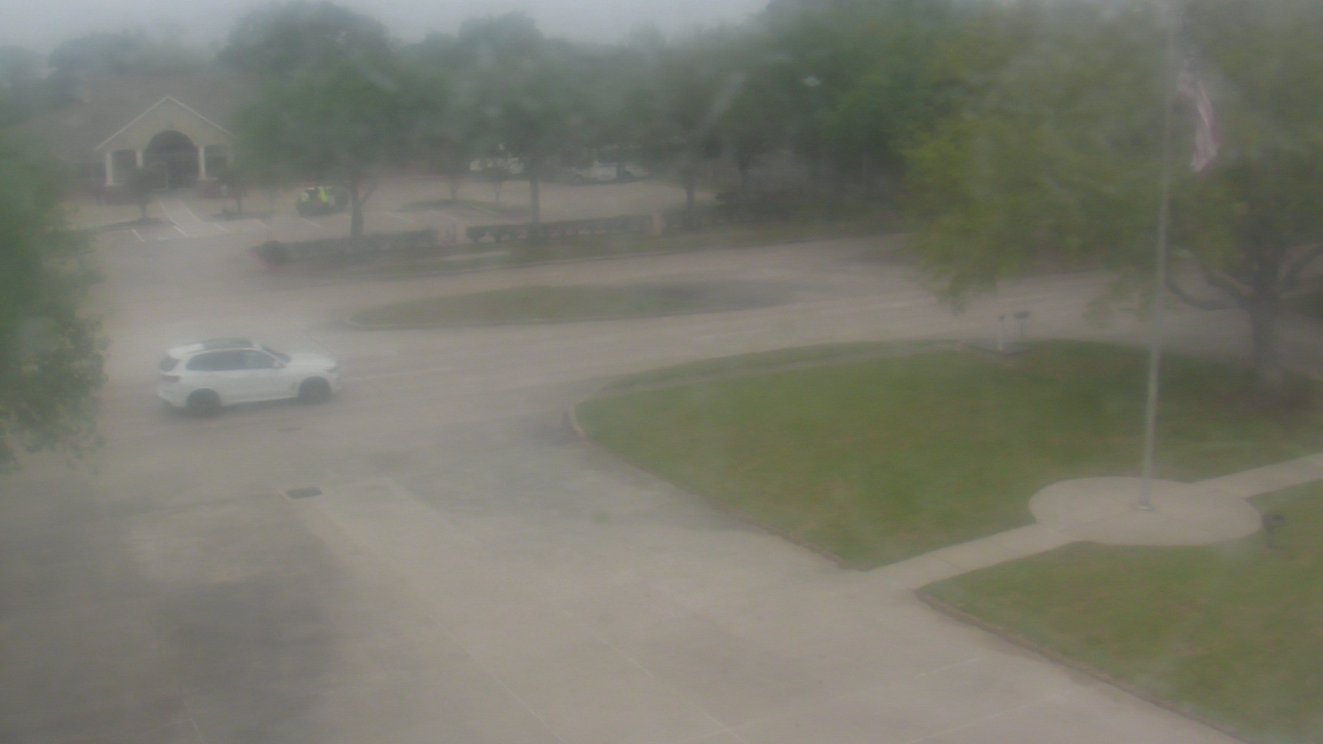 Thumbnail for current weather camera view from City of League City Fire Station 4 in League City, Texas