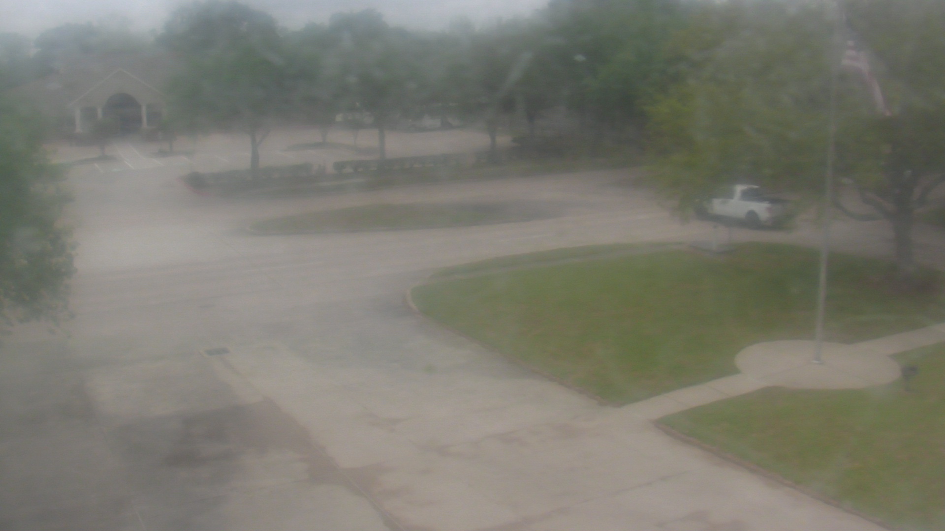 Thumbnail for current weather camera view from City of League City Fire Station 4 in League City, Texas