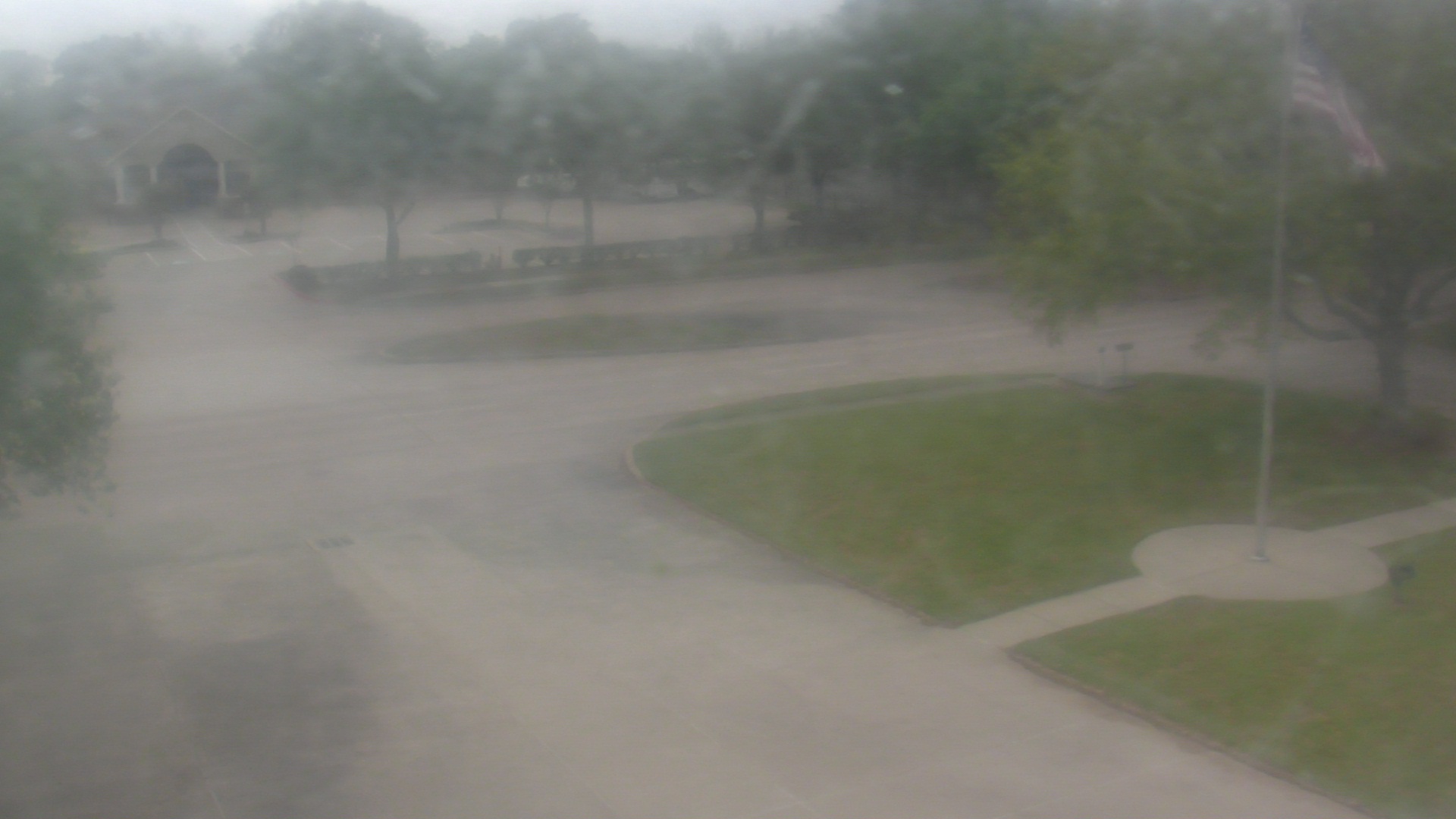 Thumbnail for current weather camera view from City of League City Fire Station 4 in League City, Texas