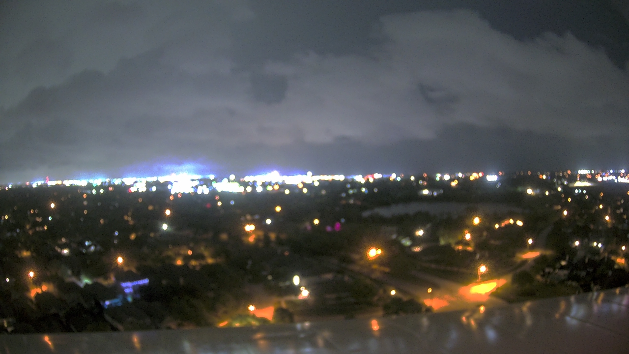 Thumbnail for current weather camera view from City of League City South Shore Water Tower in League City, Texas