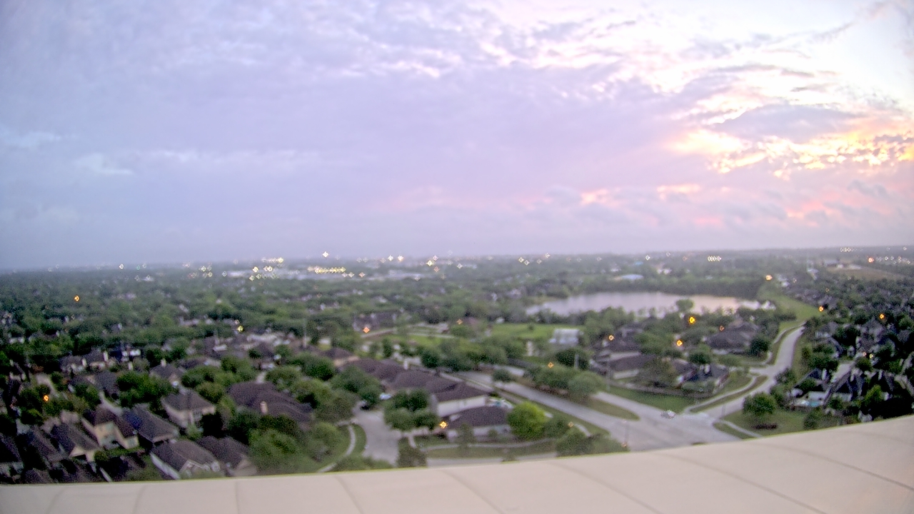 Thumbnail for current weather camera view from City of League City South Shore Water Tower in League City, Texas