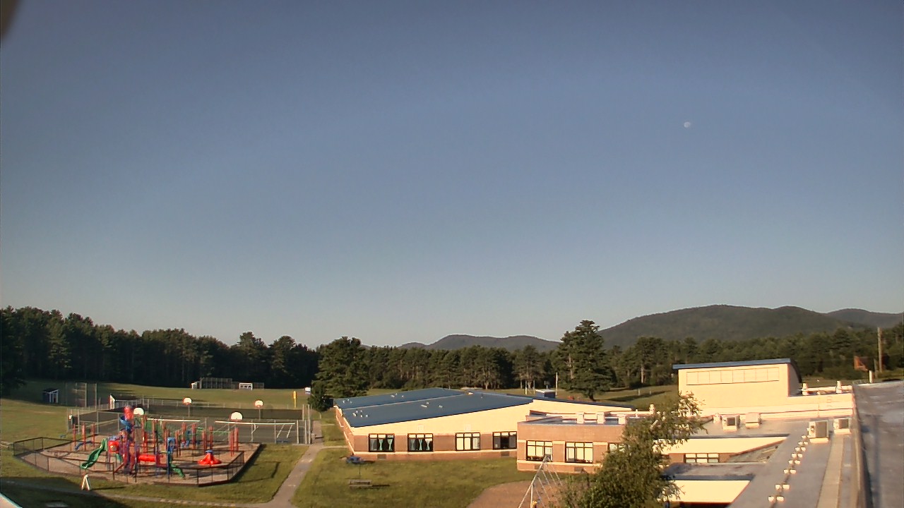 Thumbnail for current weather camera view from Stuart M Townsend Elementary School in Lake Luzerne, New York
