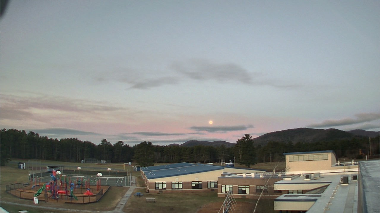 Thumbnail for current weather camera view from Stuart M Townsend Elementary School in Lake Luzerne, New York