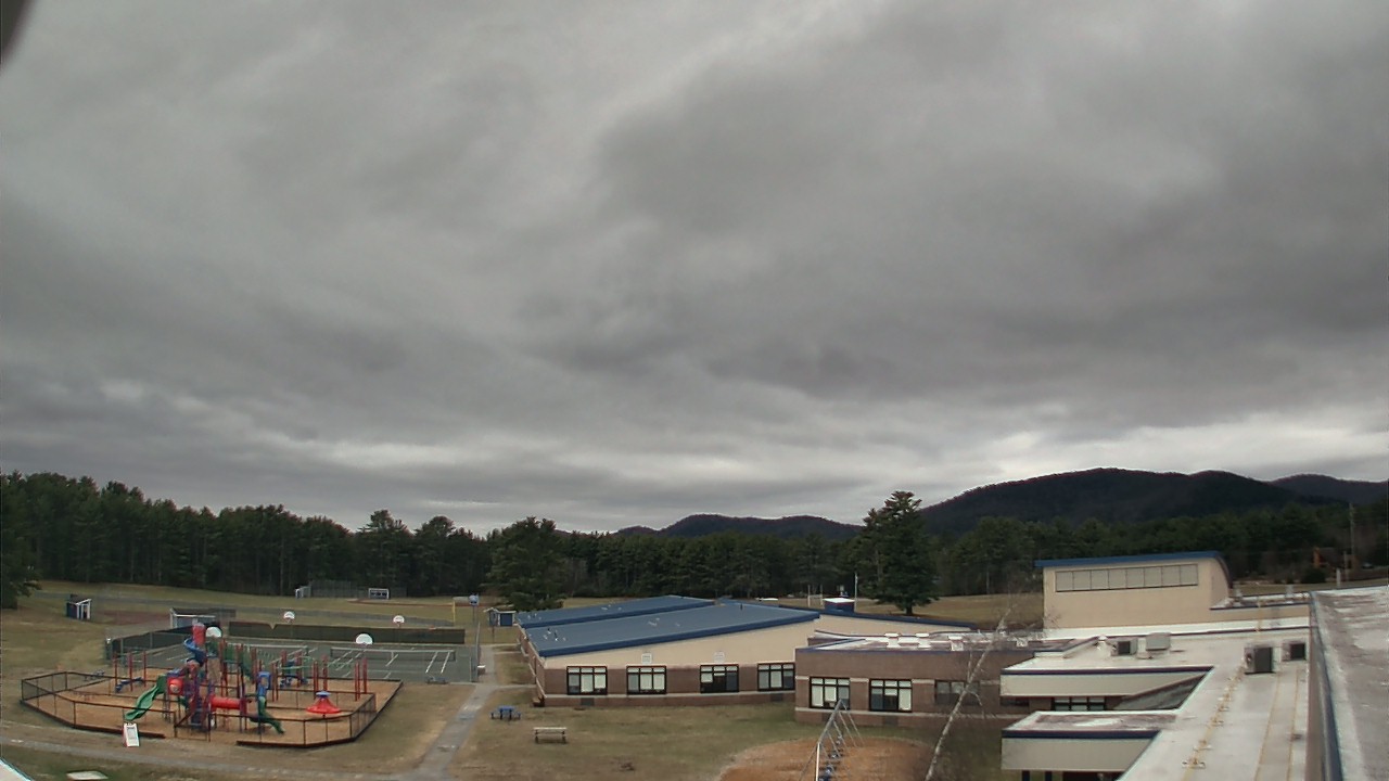 Thumbnail for current weather camera view from Stuart M Townsend Elementary School in Lake Luzerne, New York