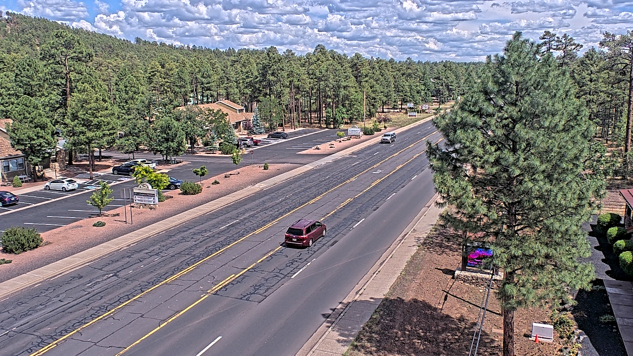 Thumbnail for current weather camera view from Town of Pinetop-Lakeside in Lakeside, Arizona