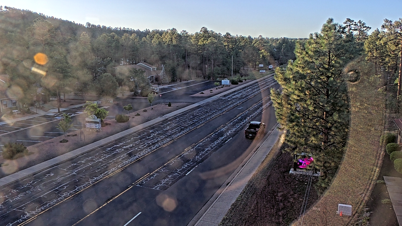 Thumbnail for current weather camera view from Town of Pinetop-Lakeside in Lakeside, Arizona