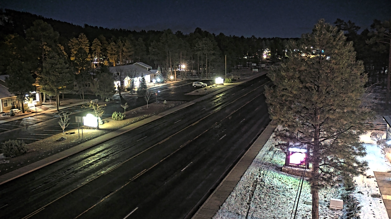 Thumbnail for current weather camera view from Town of Pinetop-Lakeside in Lakeside, Arizona