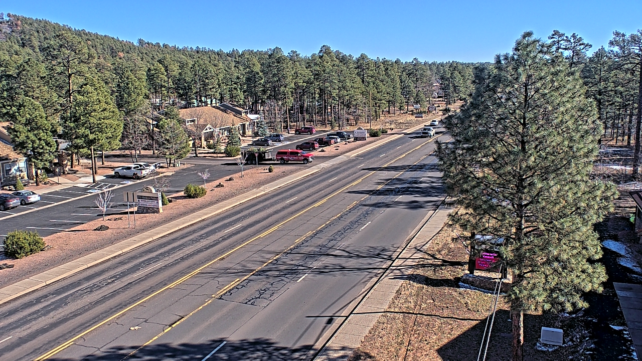 Thumbnail for current weather camera view from Town of Pinetop-Lakeside in Lakeside, Arizona