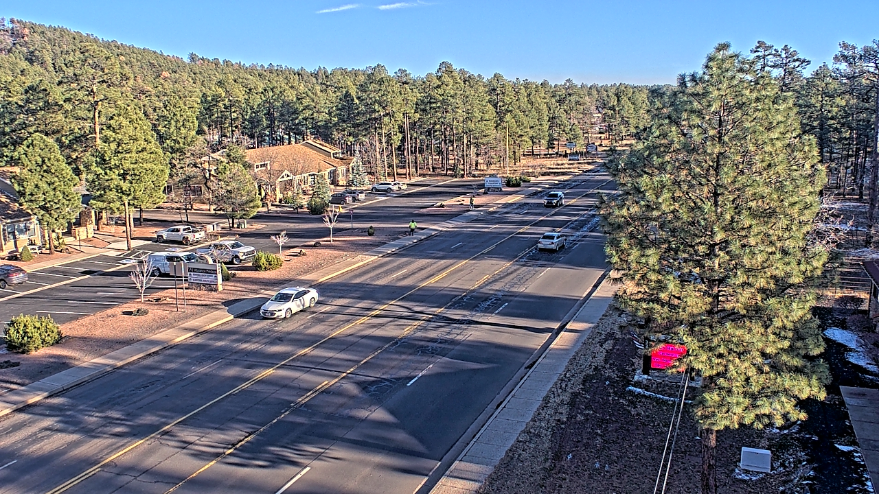 Thumbnail for current weather camera view from Town of Pinetop-Lakeside in Lakeside, Arizona