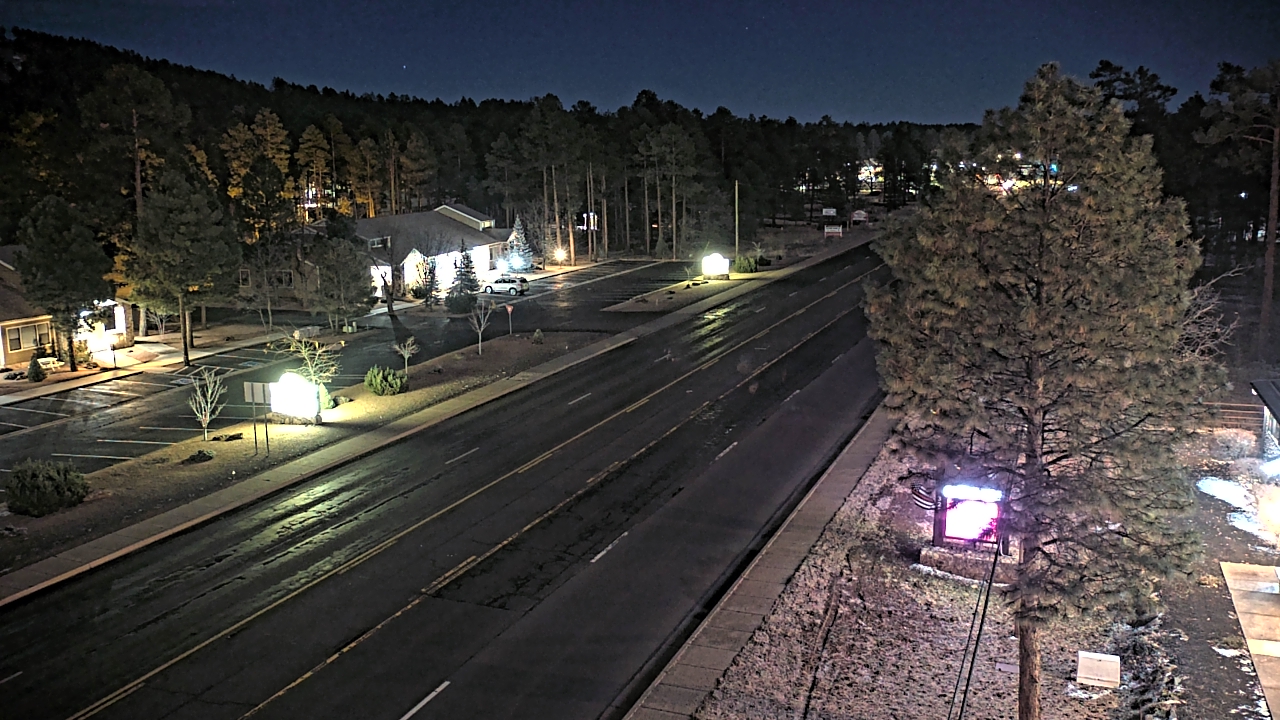 Thumbnail for current weather camera view from Town of Pinetop-Lakeside in Lakeside, Arizona