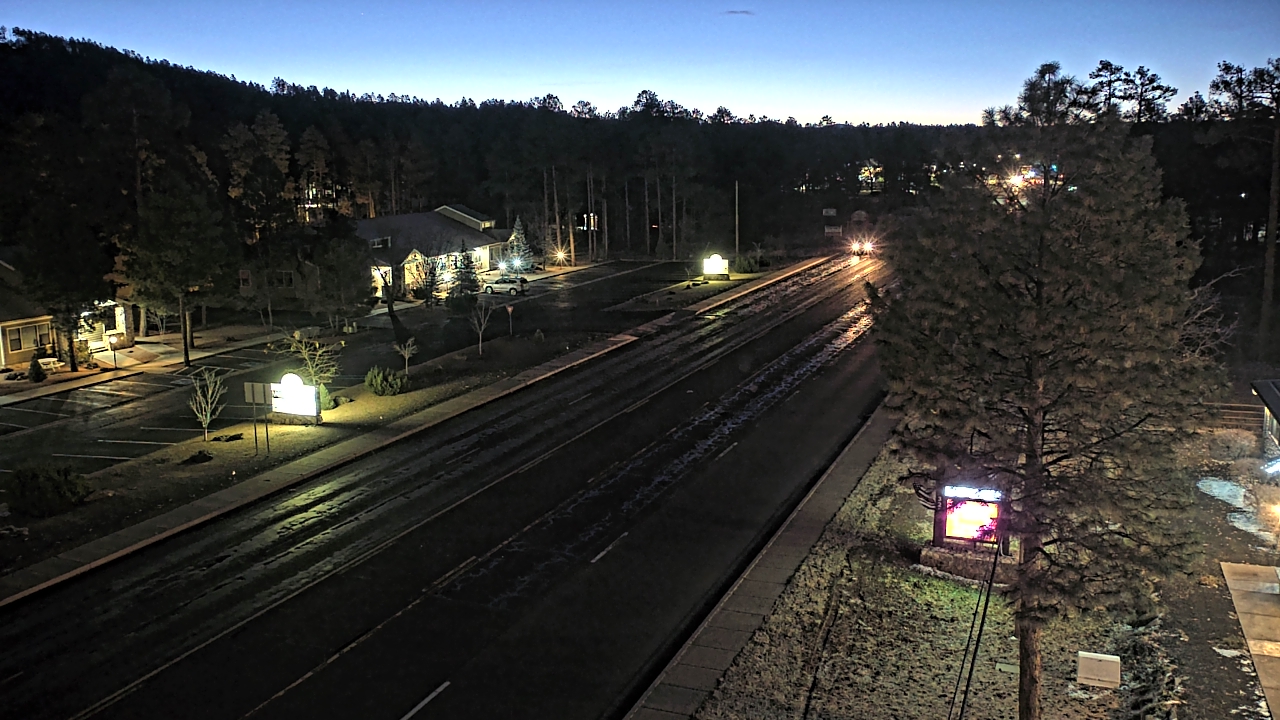 Thumbnail for current weather camera view from Town of Pinetop-Lakeside in Lakeside, Arizona