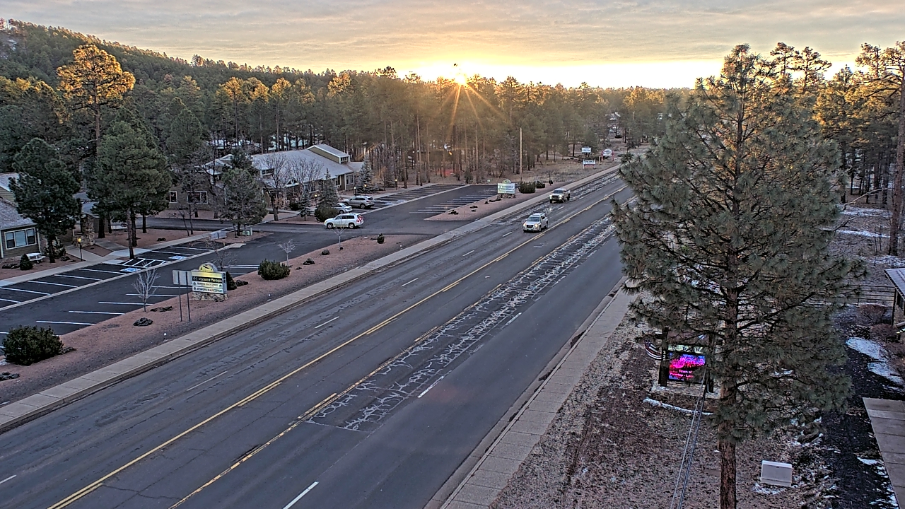 Thumbnail for current weather camera view from Town of Pinetop-Lakeside in Lakeside, Arizona