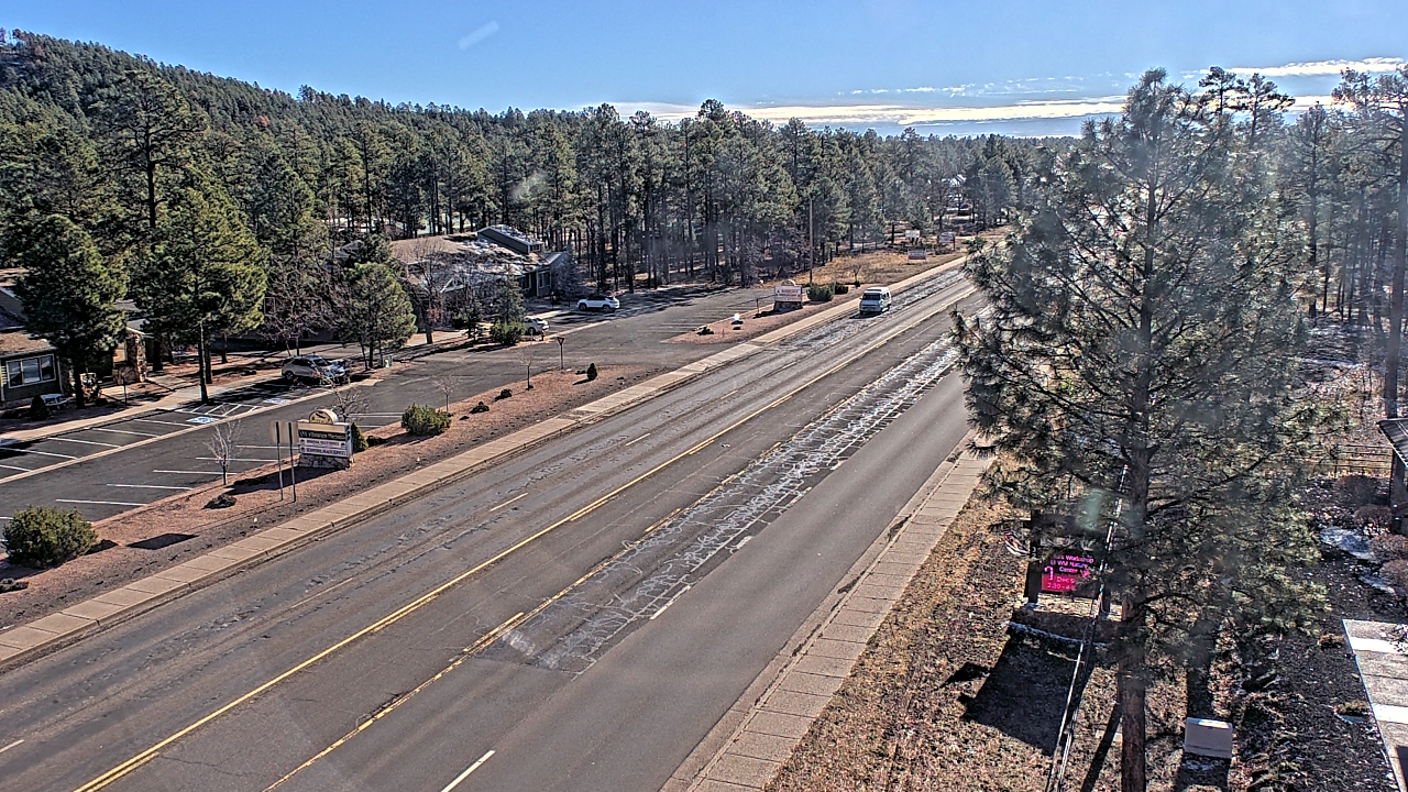 Thumbnail for current weather camera view from Town of Pinetop-Lakeside in Lakeside, Arizona