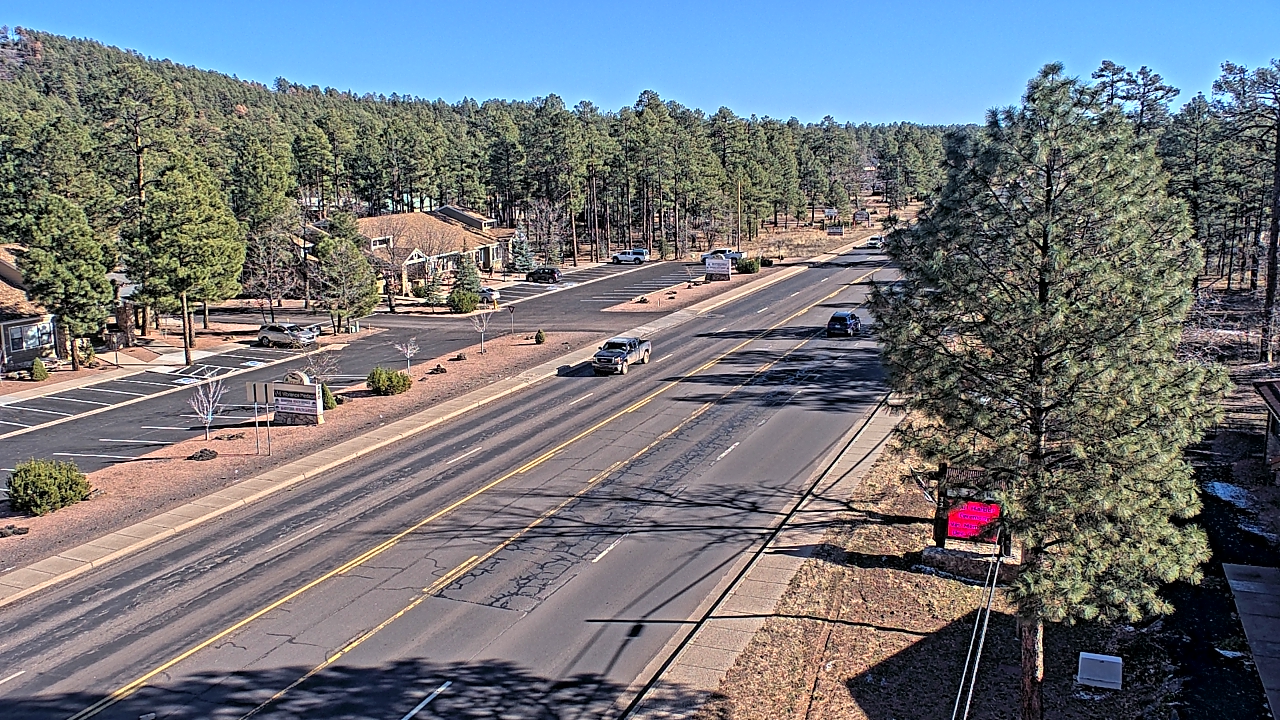 Thumbnail for current weather camera view from Town of Pinetop-Lakeside in Lakeside, Arizona