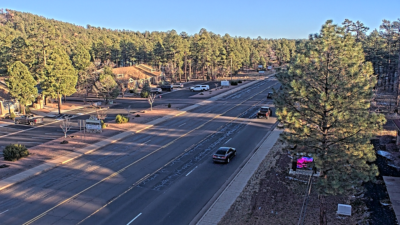 Thumbnail for current weather camera view from Town of Pinetop-Lakeside in Lakeside, Arizona