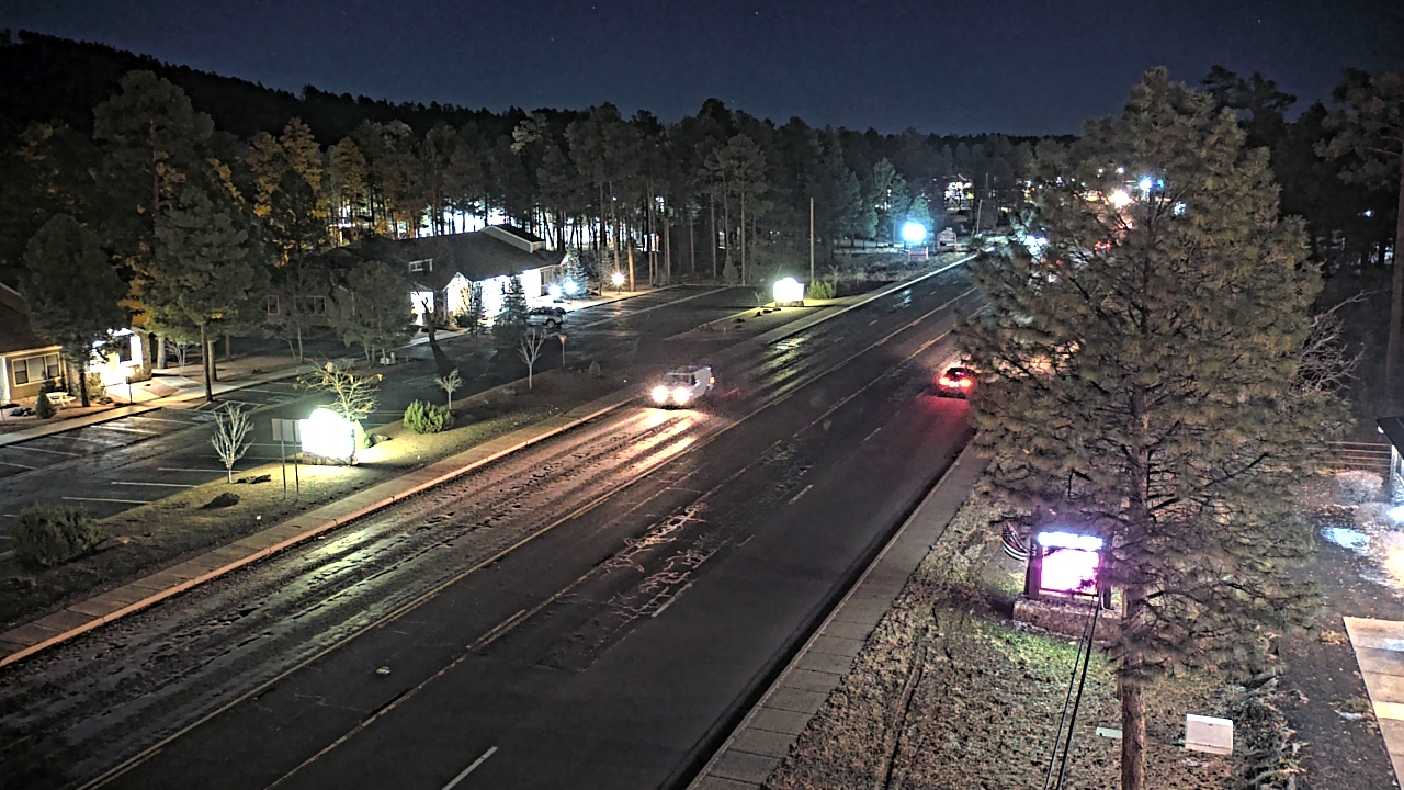 Thumbnail for current weather camera view from Town of Pinetop-Lakeside in Lakeside, Arizona