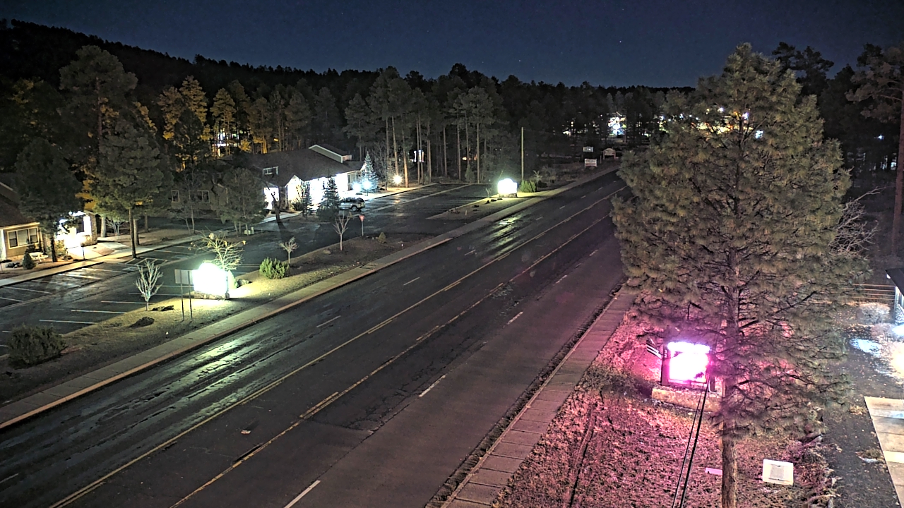 Thumbnail for current weather camera view from Town of Pinetop-Lakeside in Lakeside, Arizona