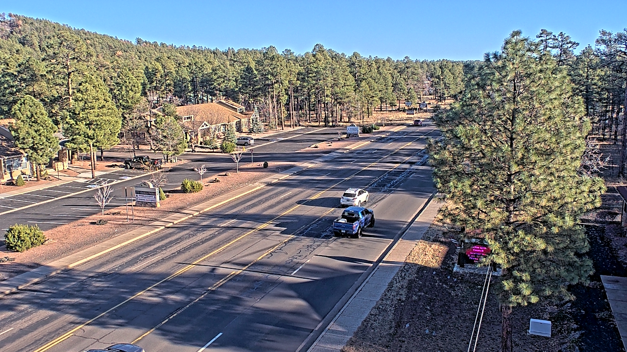 Thumbnail for current weather camera view from Town of Pinetop-Lakeside in Lakeside, Arizona