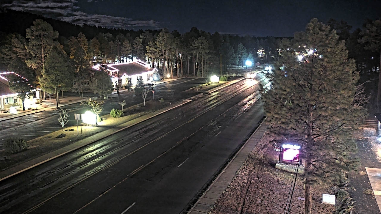Thumbnail for current weather camera view from Town of Pinetop-Lakeside in Lakeside, Arizona