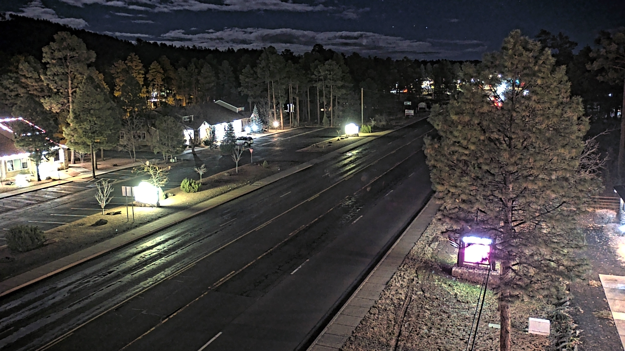 Thumbnail for current weather camera view from Town of Pinetop-Lakeside in Lakeside, Arizona