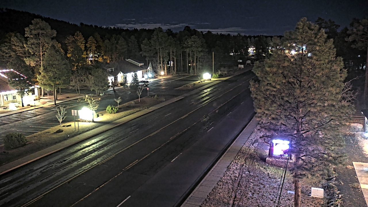 Thumbnail for current weather camera view from Town of Pinetop-Lakeside in Lakeside, Arizona