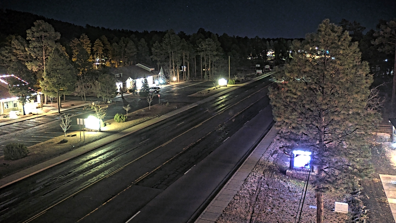 Thumbnail for current weather camera view from Town of Pinetop-Lakeside in Lakeside, Arizona