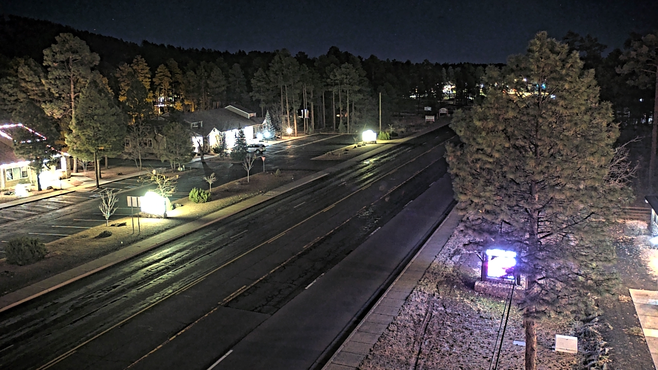 Thumbnail for current weather camera view from Town of Pinetop-Lakeside in Lakeside, Arizona