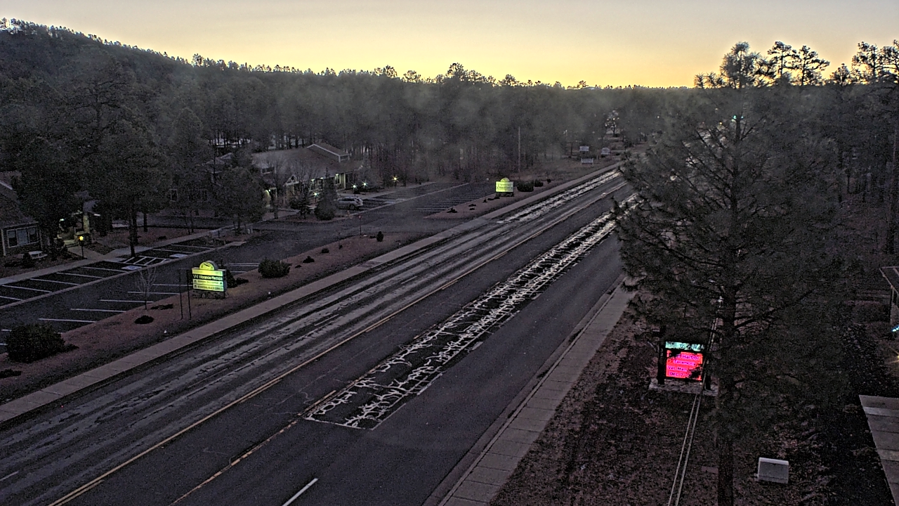 Thumbnail for current weather camera view from Town of Pinetop-Lakeside in Lakeside, Arizona
