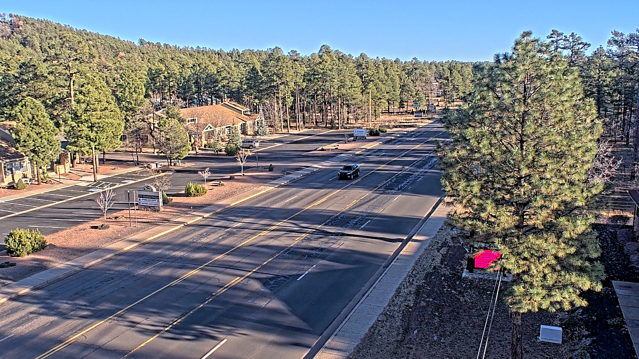 Thumbnail for current weather camera view from Town of Pinetop-Lakeside in Lakeside, Arizona