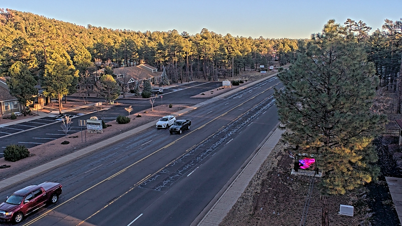 Thumbnail for current weather camera view from Town of Pinetop-Lakeside in Lakeside, Arizona