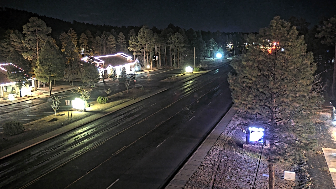 Thumbnail for current weather camera view from Town of Pinetop-Lakeside in Lakeside, Arizona
