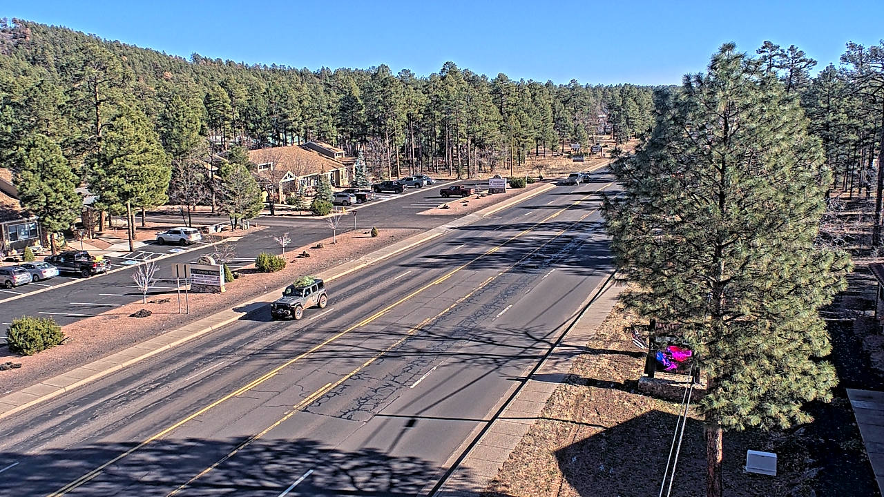 Thumbnail for current weather camera view from Town of Pinetop-Lakeside in Lakeside, Arizona