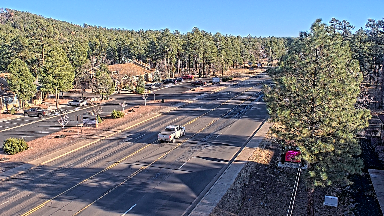 Thumbnail for current weather camera view from Town of Pinetop-Lakeside in Lakeside, Arizona